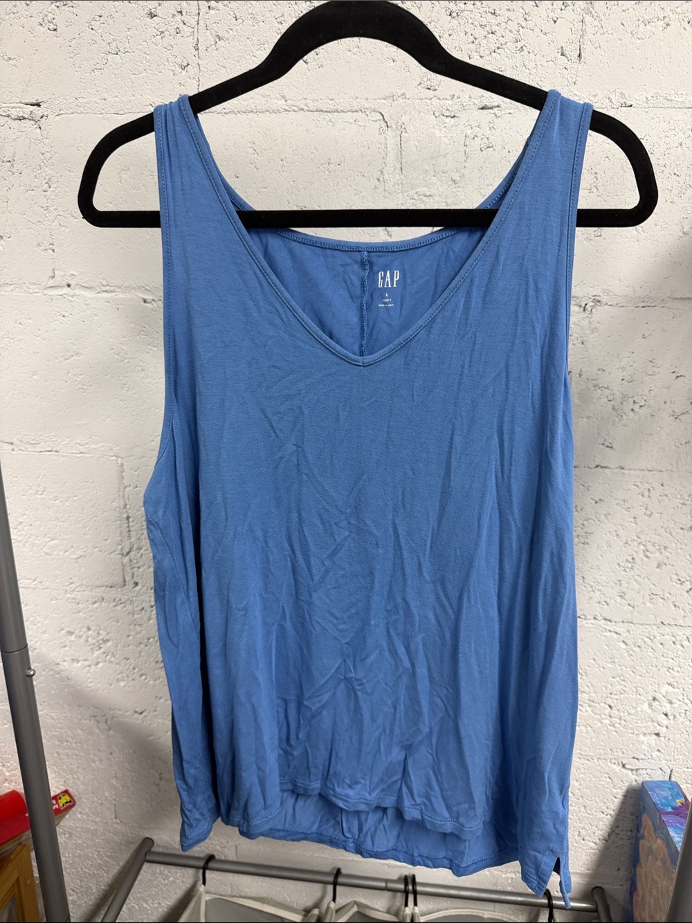 GAP Blue V-Neck Women's Tank Top LUXE T Size Large LIKE NEW